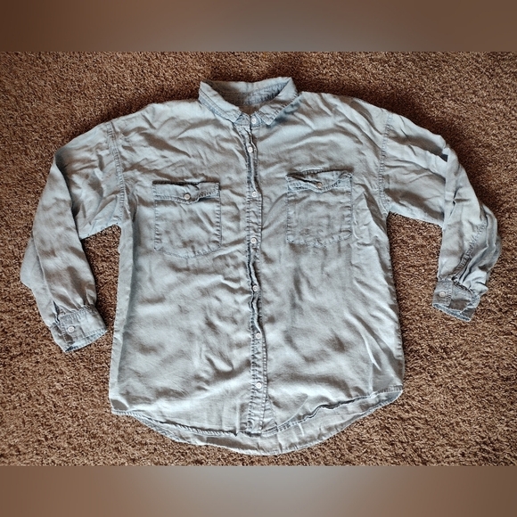 Thread & Supply Denim Lightweight Button Down - Picture 1 of 12